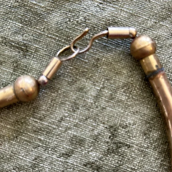 Vintage metal/disc/beaded necklace - Picture 6 of 7